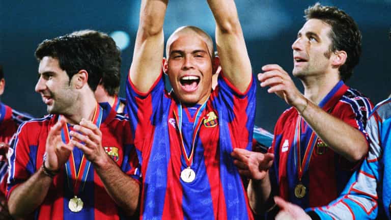 O FENÔMENO: Ronaldo’s brief but brilliant stint at Barcelona O FENÔMENO: Ronaldo’s brief but brilliant stint at Barcelona