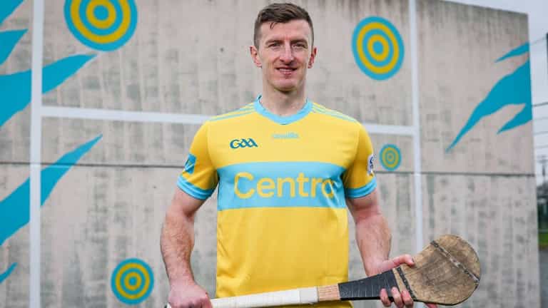 Cork legend has cheeky quip on Galway stars latest Love Island episode Cork legend has cheeky quip on Galway stars latest Love Island episode