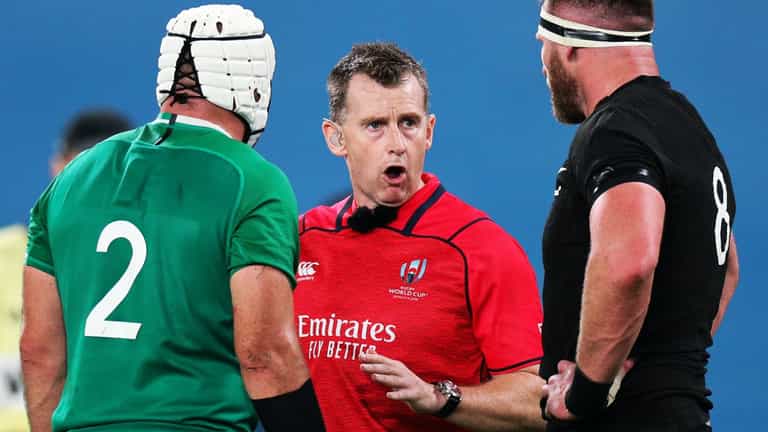 Nigel Owens on the one law change he’d love to see Nigel Owens on the one law change he’d love to see
